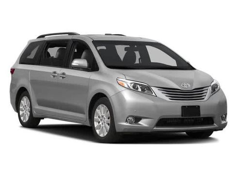 Used 2016 Toyota Sienna XLE Premium w/ Outdoor Package AWD/4WD image 9