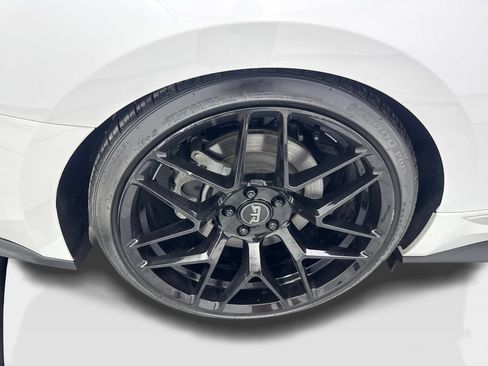 Used 2016 Ford Mustang GT Premium w/ Equipment Group 401A RWD image 81