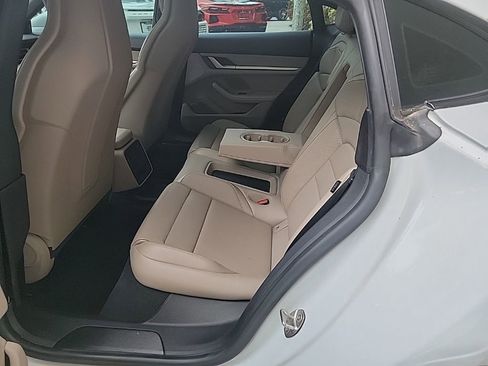 Used 2022 Porsche Taycan 4S image 6