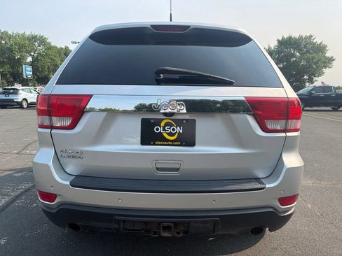 Used 2011 Jeep Grand Cherokee Laredo AWD/4WD image 6