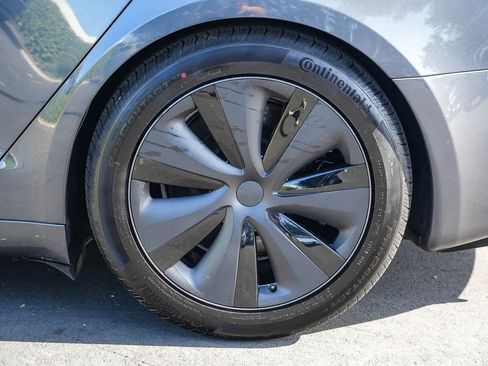 Used 2023 Tesla Model S AWD/4WD image 11