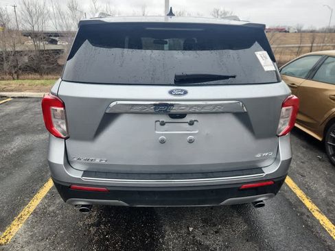 Used 2023 Ford Explorer Limited image 5