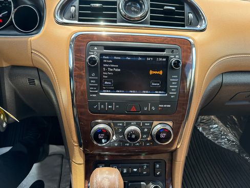 Used 2017 Buick Enclave Premium AWD/4WD image 23