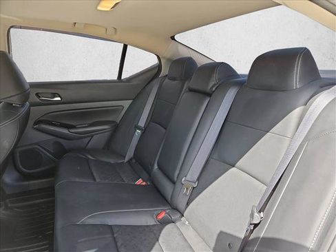 Used 2023 Nissan Altima 2.5 SL FWD image 19