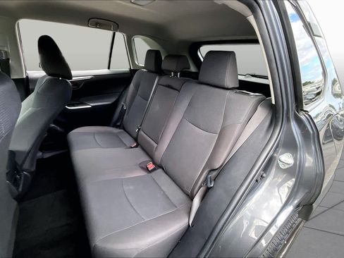 Used 2024 Toyota RAV4 LE FWD image 19