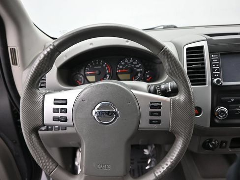 Used 2019 Nissan Frontier SV AWD/4WD image 19