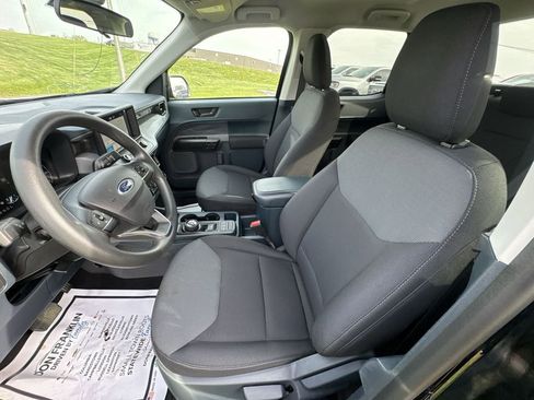 Used 2022 Ford Maverick XL image 11