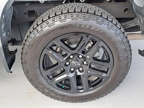 Used 2024 Chevrolet Silverado 1500 RST w/ Z71 Off-Road Package AWD/4WD image 34