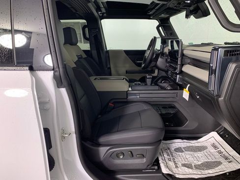 New 2026 GMC Hummer EV SUV image 28