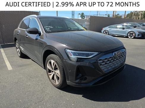 Certified 2024 Audi Q8 e-tron Prestige AWD/4WD image 2