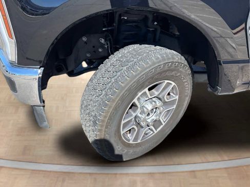 Used 2024 Ford F250 Lariat image 32