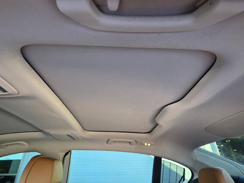 Used 2020 BMW 740i w/ Premium Package RWD image 12