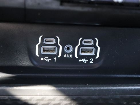 Used 2024 RAM 1500 Laramie AWD/4WD image 41