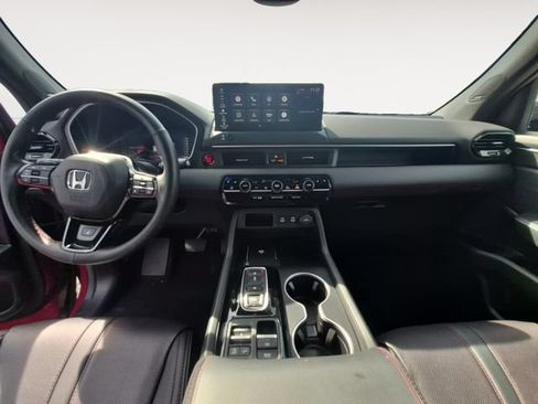 Used 2026 Honda Pilot Black Edition image 10