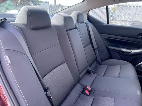 Used 2025 Nissan Altima 2.5 SV AWD/4WD image 24