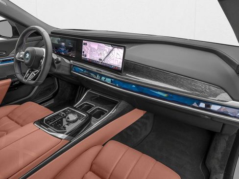 New 2026 BMW i7 M70 AWD/4WD image 11