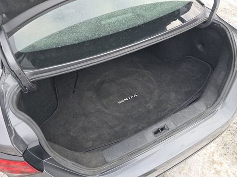 Used 2025 Nissan Sentra SV image 14