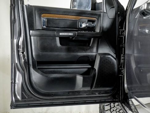 Used 2018 RAM 2500 Laramie w/ Sport Appearance Group image 34