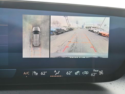 Used 2025 Buick Enclave Avenir image 25