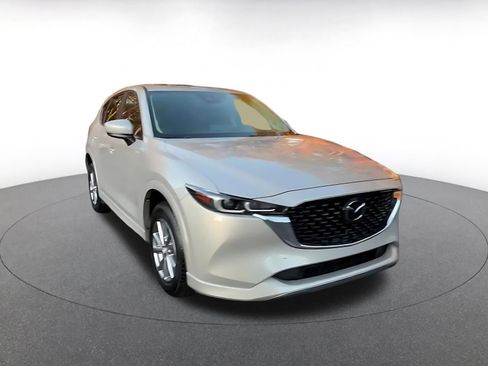 Used 2025 MAZDA CX-5 AWD 2.5 S w/ Preferred Package image 3