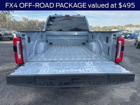Used 2024 Ford F250 Platinum image 8