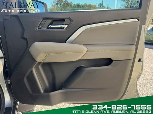 Used 2024 Chevrolet Colorado ZR2 w/ ZR2 Convenience Package III image 29