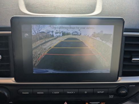 Certified 2024 Hyundai Venue SEL image 22