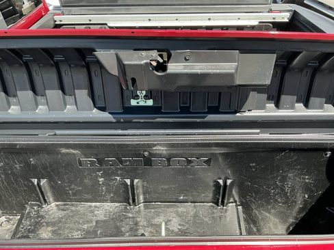 Used 2014 RAM 1500 Limited AWD/4WD image 29