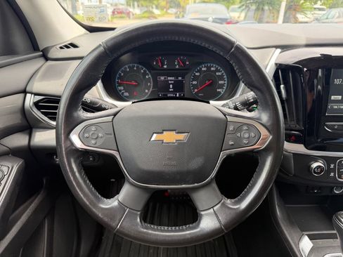 Used 2019 Chevrolet Traverse LT FWD image 12