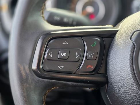 Used 2024 Jeep Wrangler Sport S image 25