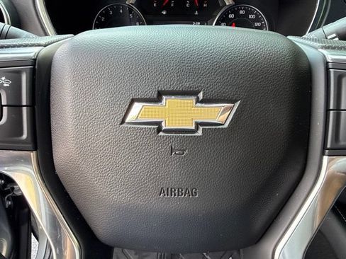 Used 2024 Chevrolet Blazer LT w/ Convenience Package FWD image 13