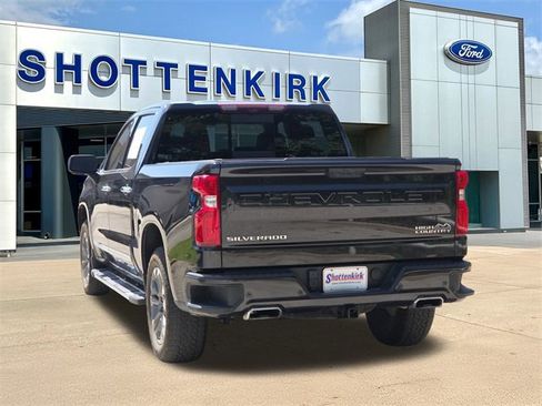 Used 2024 Chevrolet Silverado 1500 High Country w/ Technology Package image 6