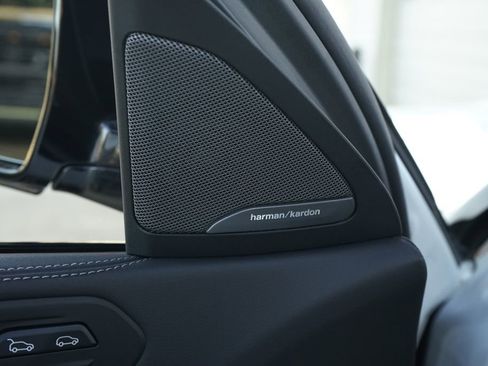 Used 2026 BMW X6 xDrive40i image 21