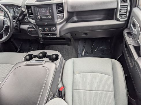 Used 2023 RAM 2500 Big Horn AWD/4WD image 29
