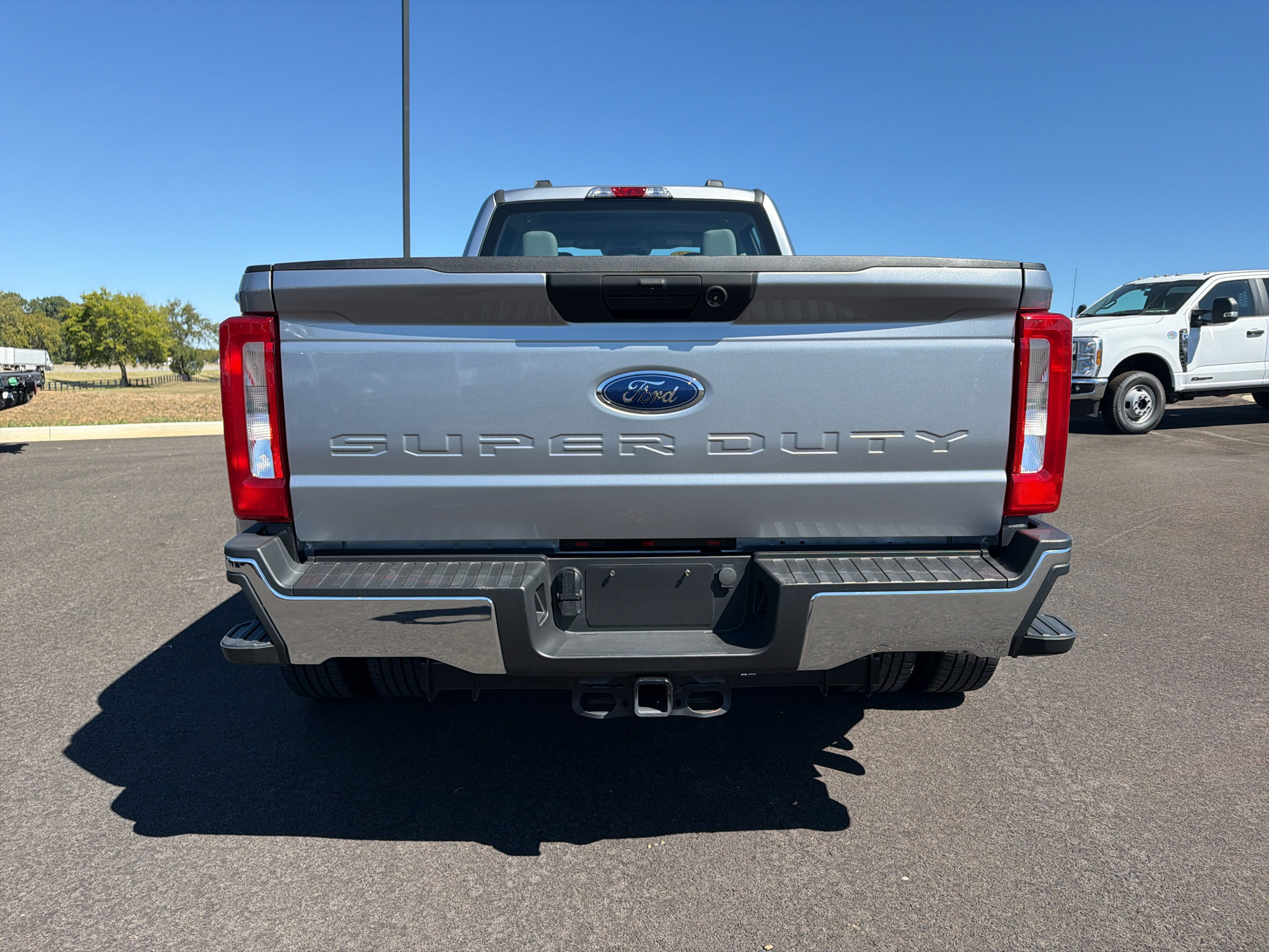 Used 2023 Ford F350 XL AWD/4WD image 6