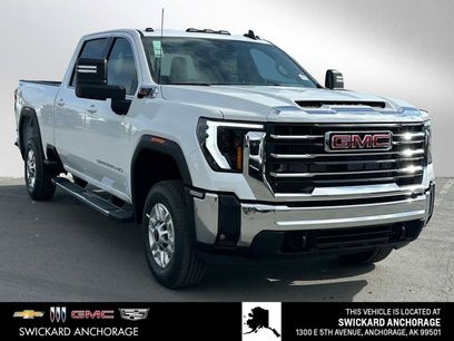 New 2025 GMC Sierra 2500 SLE w/ Preferred Package