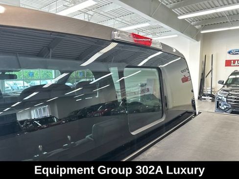 Used 2019 Ford F150 XLT w/ Equipment Group 302A Luxury AWD/4WD image 4