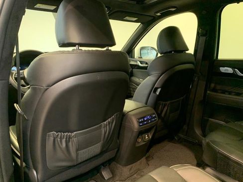 Used 2025 Hyundai Palisade Calligraphy AWD/4WD image 21