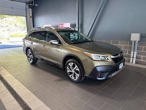 Used 2020 Subaru Outback Touring AWD/4WD image 16