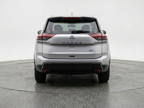 Used 2025 Nissan Rogue SV AWD/4WD image 7