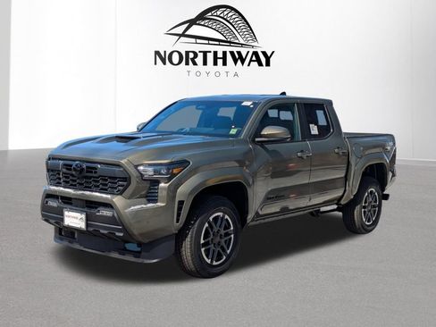 New 2026 Toyota Tacoma TRD Sport AWD/4WD image 6