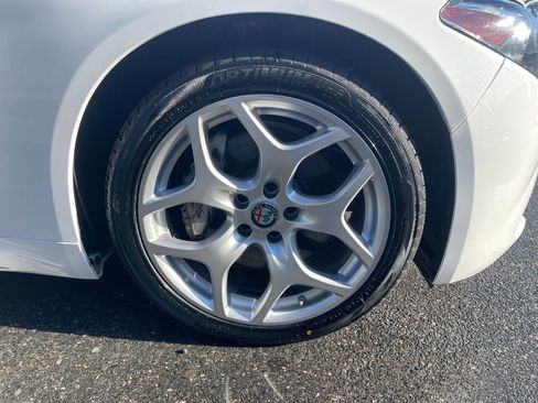 Used 2020 Alfa Romeo Giulia Ti image 14