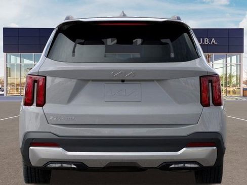 New 2026 Kia Sorento S image 13