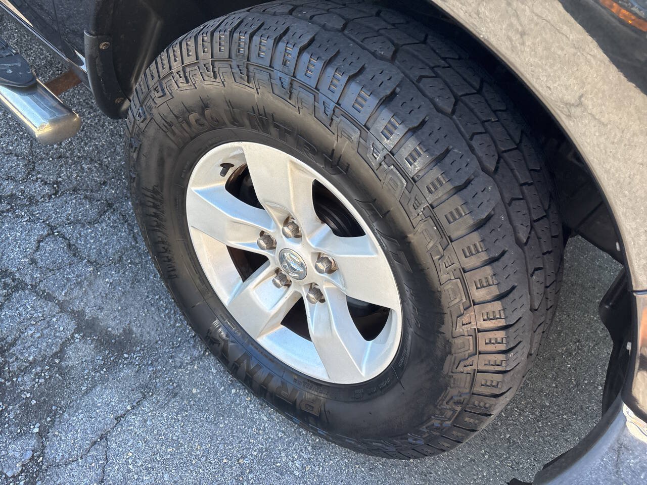 Used 2016 RAM 1500 Classic SLT RWD image 5