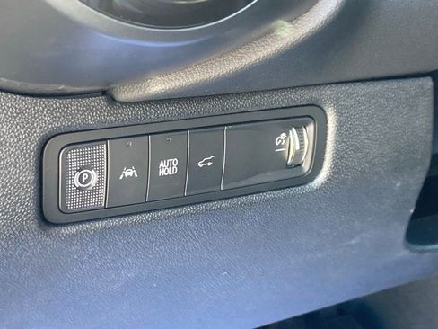 New 2025 Chevrolet Equinox EV RS w/ Convenience Package II FWD image 13