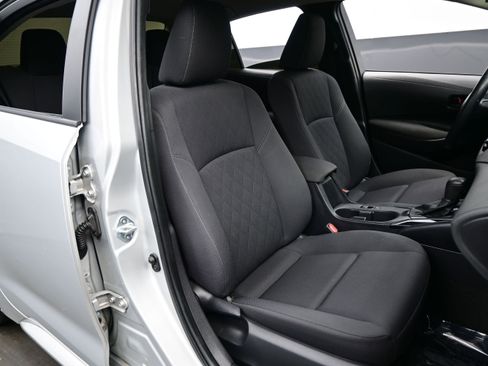 Used 2024 Toyota Corolla LE FWD image 13