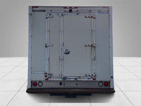 Used 2017 RAM 4500 Tradesman w/ Power & Remote Entry Group image 5