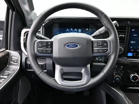 New 2026 Ford F250 Lariat w/ Lariat Premium Package AWD/4WD image 13