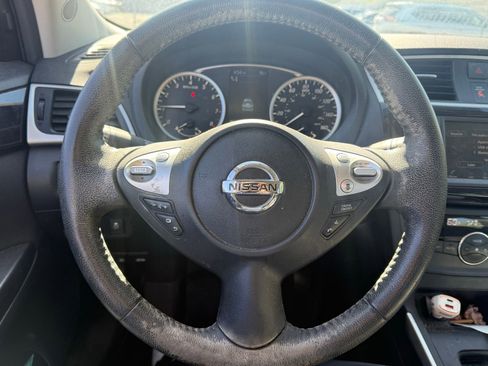 Used 2019 Nissan Sentra SV w/ Special Edition Package FWD image 16