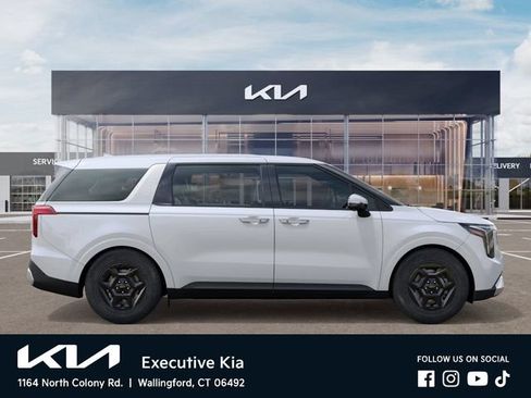 New 2026 Kia Carnival FWD image 7